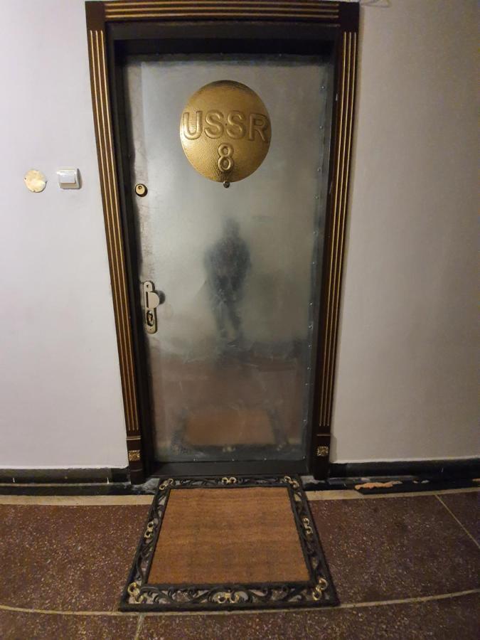 Private Museum Apartment With Antique Decor Bucharest Exterior photo